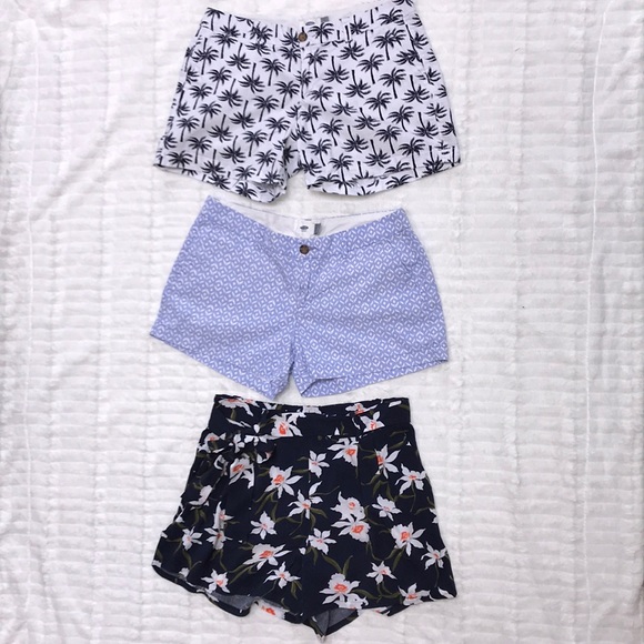 Women’s shorts bundle - Picture 2 of 8